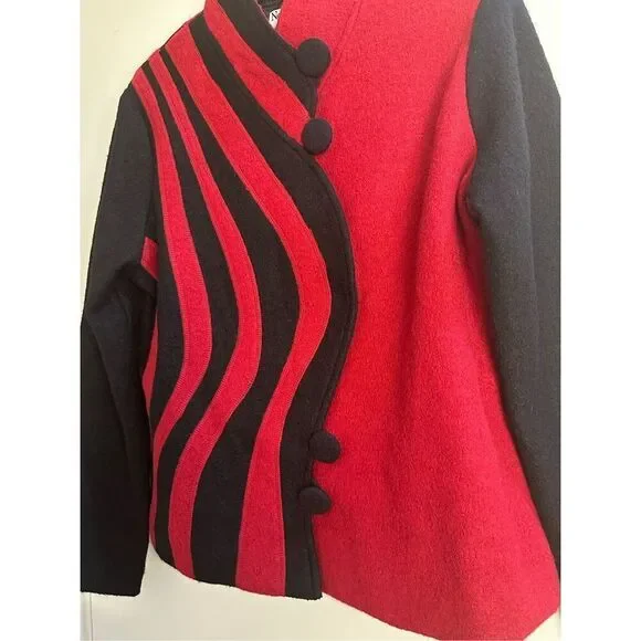 North Style EUC size M red / black wool jacket vintage - Picture 4 of 10